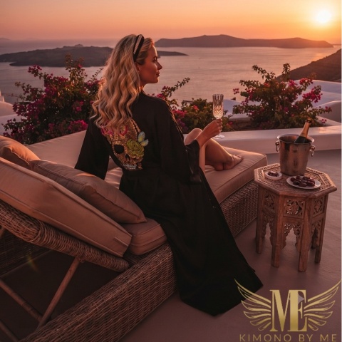 CRYSTAL MAXI Czarne długie kimono plażowe ze złotą czachą | KIMONO BY ME