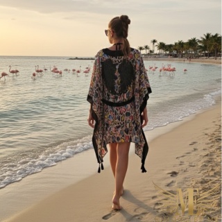 MADERA MINI Kimono plażowe z czarnymi skrzydłami, wzór węża